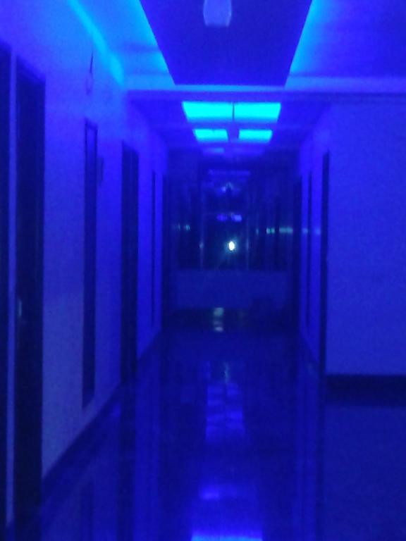 Hotel Krishna International Vrindāvan Exteriör bild