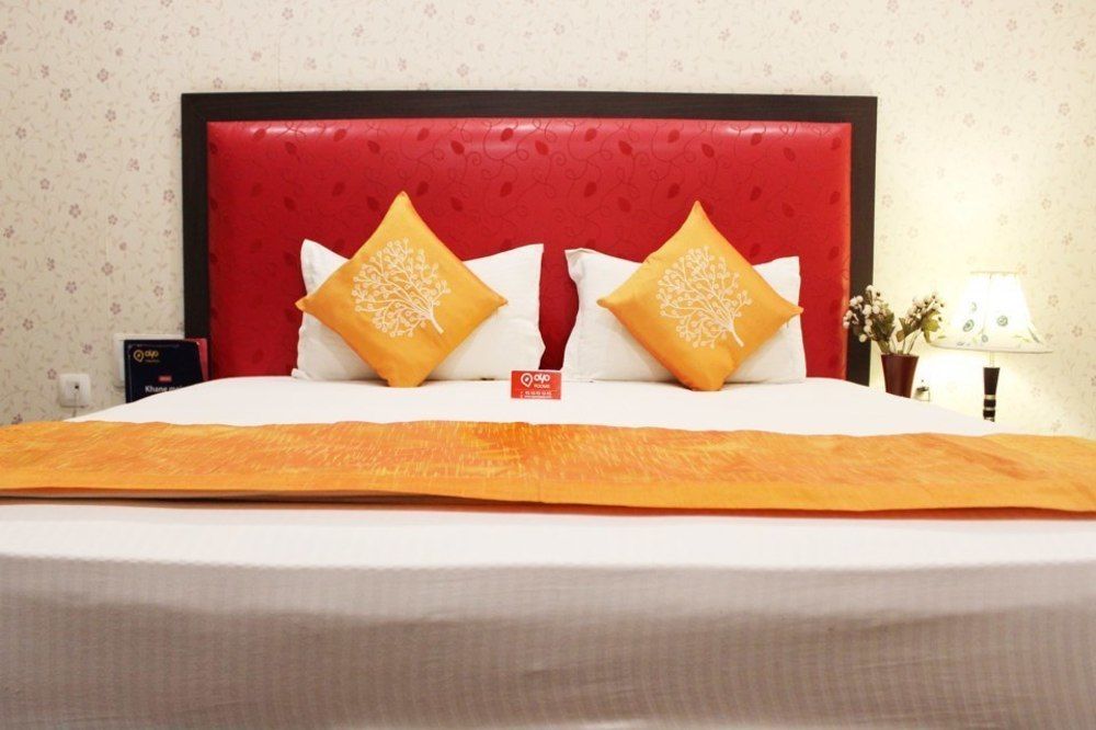 Hotel Krishna International Vrindāvan Exteriör bild