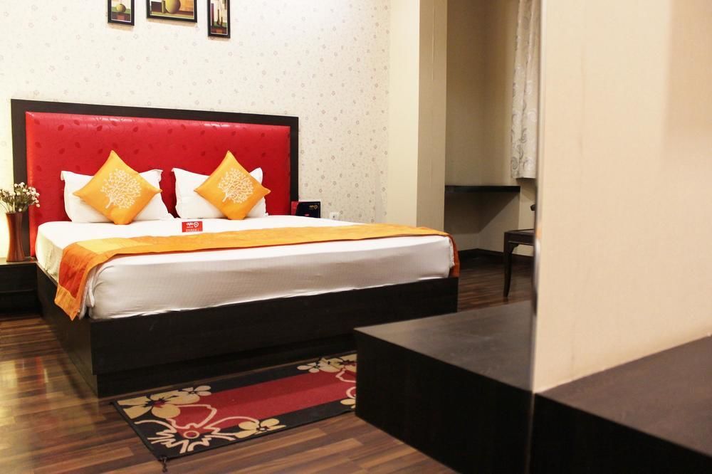 Hotel Krishna International Vrindāvan Exteriör bild